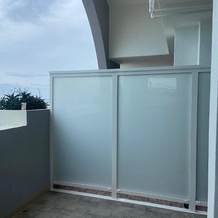 Bari Nalasia Beach Apartment ภายนอก รูปภาพ