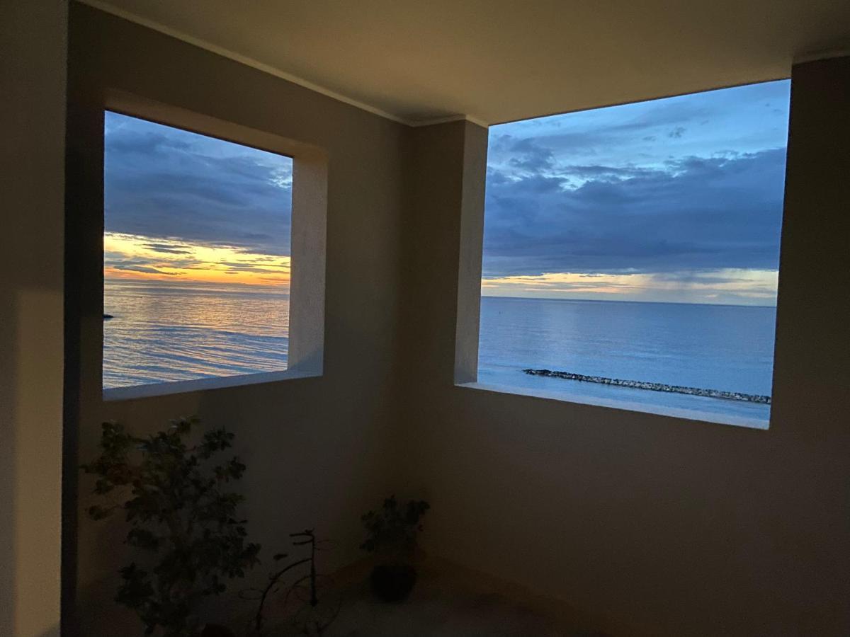 Bari Nalasia Beach Apartment ภายนอก รูปภาพ