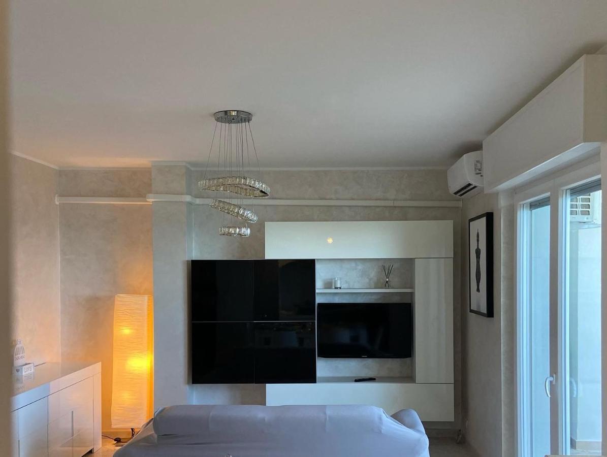 Bari Nalasia Beach Apartment ภายนอก รูปภาพ